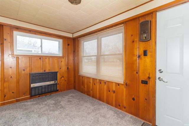 2117 Cherrywood Avenue, New Castle, IN 47362