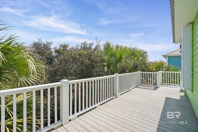 674 Morgantown Boulevard, Gulf Shores, AL 36542