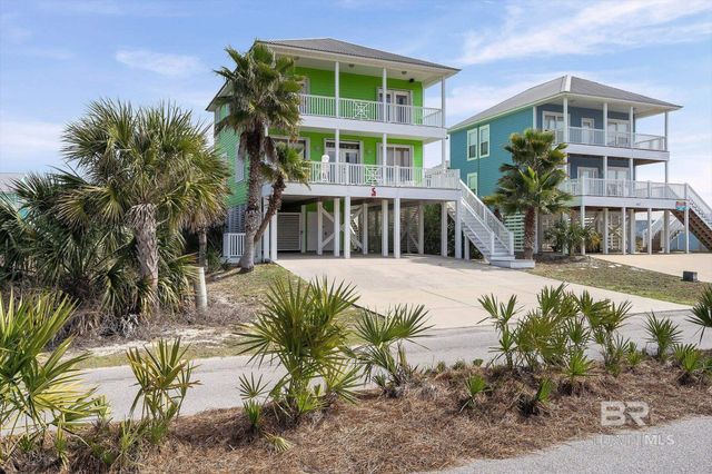 674 Morgantown Boulevard, Gulf Shores, AL 36542