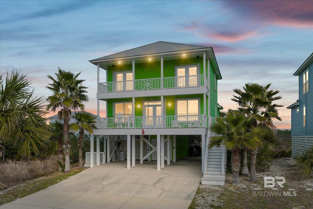 674 Morgantown Boulevard, Gulf Shores, AL 36542