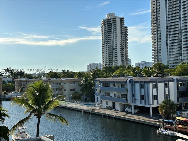 3601 NE 170th St 409, North Miami Beach, FL 33160