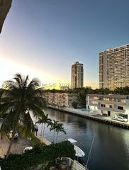 3601 NE 170th St 409, North Miami Beach, FL 33160
