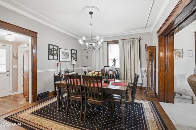 1014 Cherokee Avenue, Seneca, MO 64865