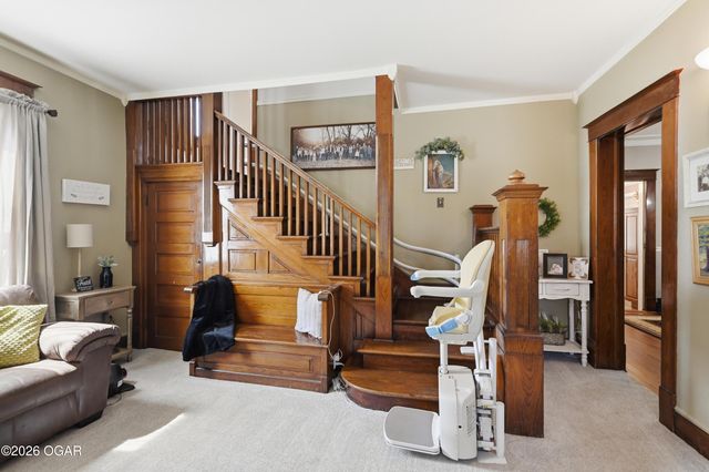 1014 Cherokee Avenue, Seneca, MO 64865