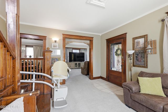 1014 Cherokee Avenue, Seneca, MO 64865