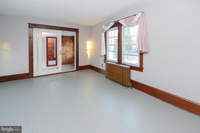 501 SUMMIT AVE, Westville, NJ 08093