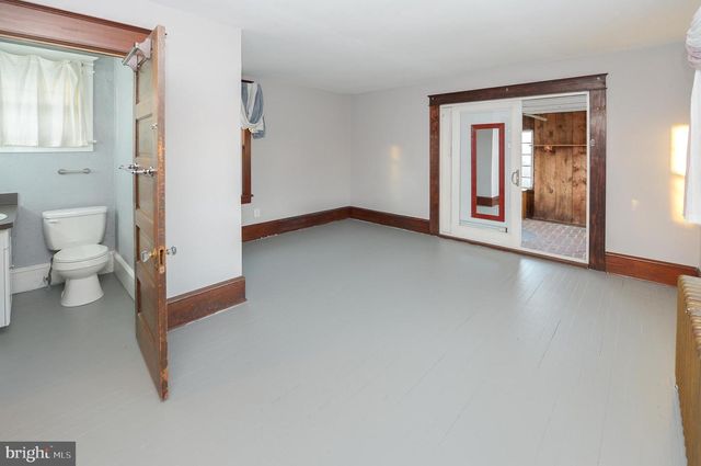 501 SUMMIT AVE, Westville, NJ 08093