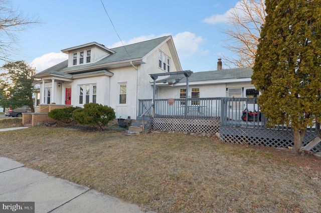 501 SUMMIT AVE, Westville, NJ 08093