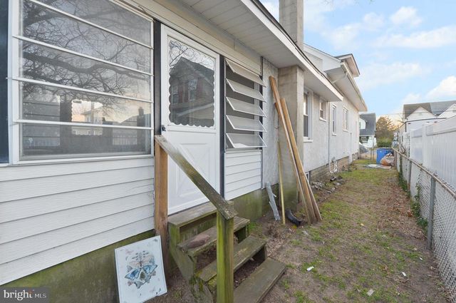 501 SUMMIT AVE, Westville, NJ 08093