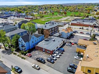 64 Dewey St, Worcester, MA 01610