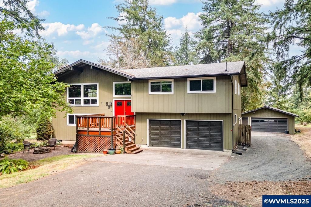 3503 NW Valley View Dr, Albany, OR 97321