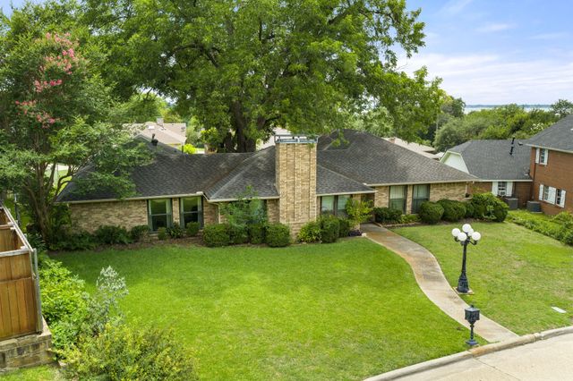 203 Tanya Drive, Rockwall, TX 75087