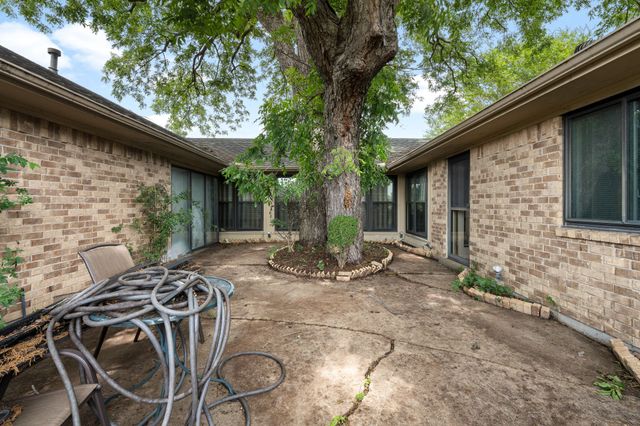 203 Tanya Drive, Rockwall, TX 75087