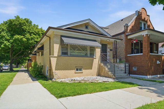 2524 W 45th Street, Chicago, IL 60632