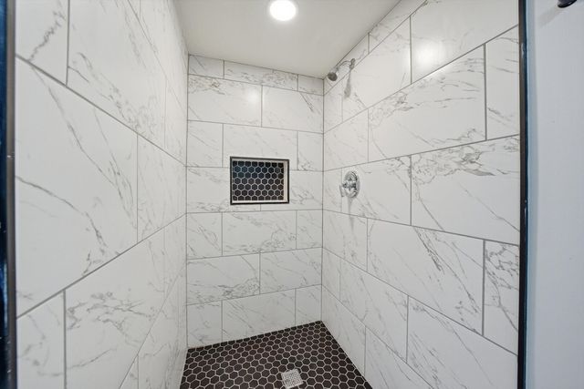 2524 W 45th Street, Chicago, IL 60632