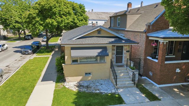 2524 W 45th Street, Chicago, IL 60632
