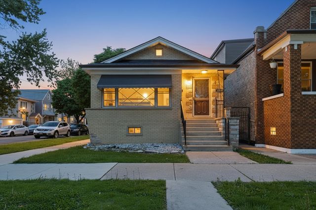 2524 W 45th Street, Chicago, IL 60632