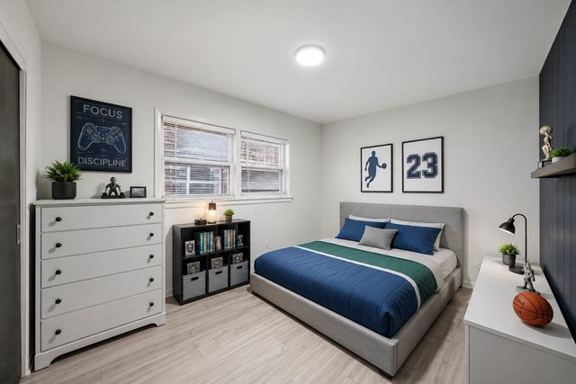 2524 W 45th Street, Chicago, IL 60632