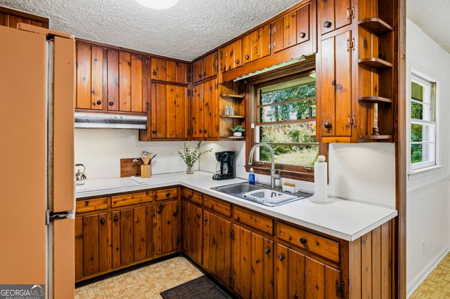 640 Farrar Court, Decatur, GA 30032