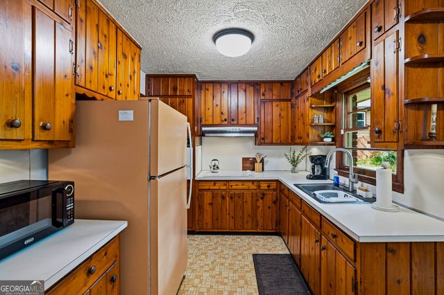 640 Farrar Court, Decatur, GA 30032