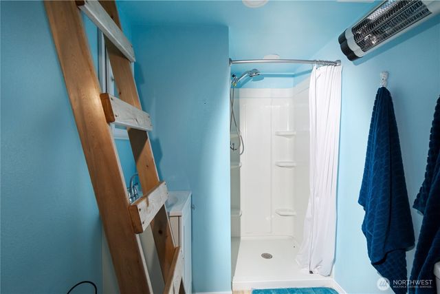 879 Magellan Avenue NE, Ocean Shores, WA 98569