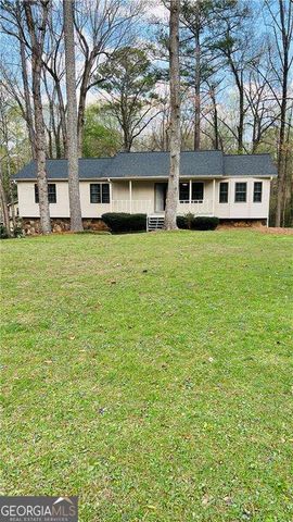 608 Wellington Court, Woodstock, GA 30188