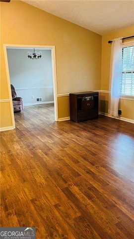 608 Wellington Court, Woodstock, GA 30188