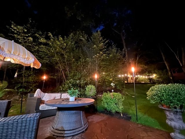 40 Pinewood Rd, Wellesley, MA 02482