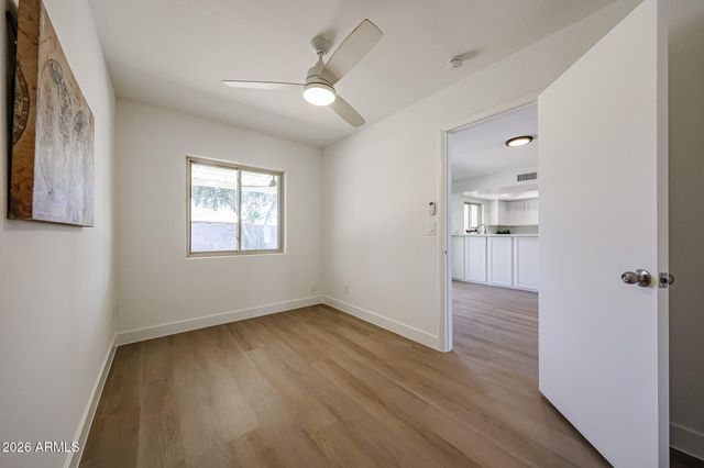 5439 W DESERT COVE Avenue, Glendale, AZ 85304