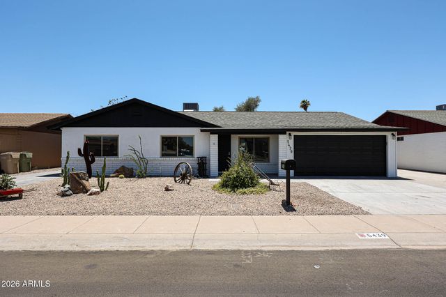 5439 W DESERT COVE Avenue, Glendale, AZ 85304