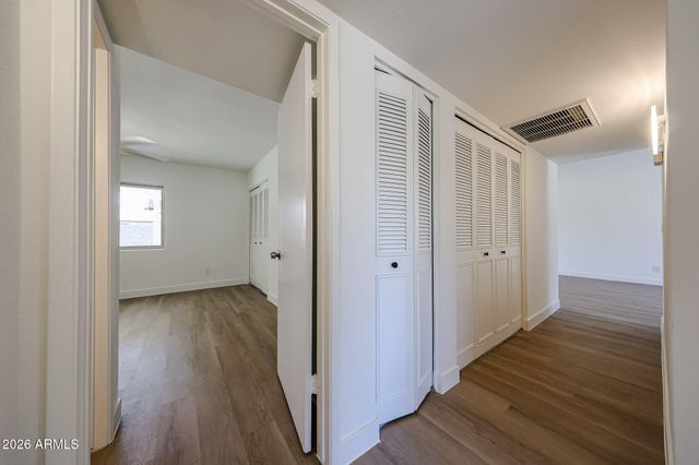 5439 W DESERT COVE Avenue, Glendale, AZ 85304