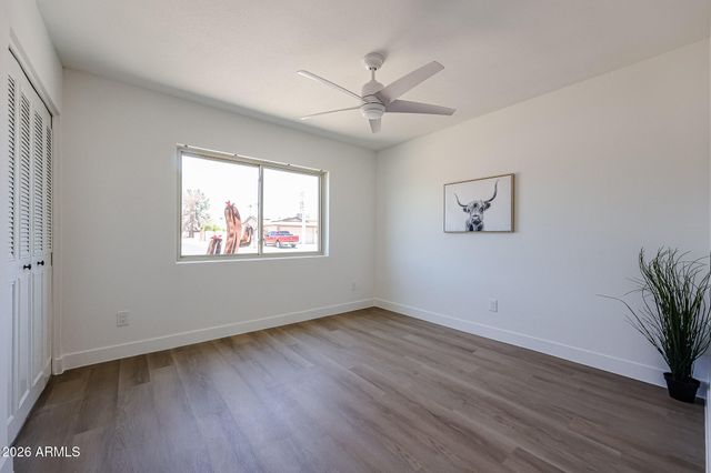 5439 W DESERT COVE Avenue, Glendale, AZ 85304