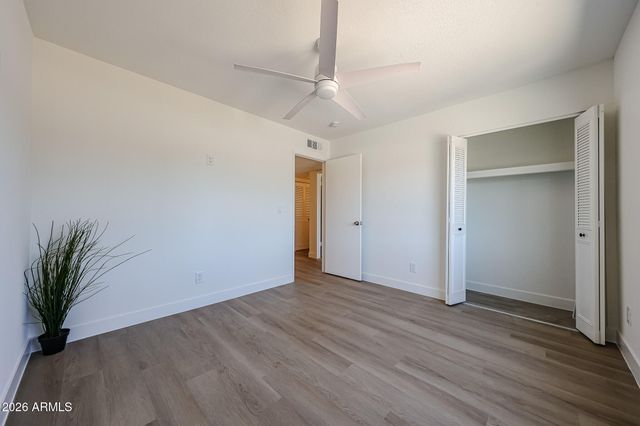 5439 W DESERT COVE Avenue, Glendale, AZ 85304
