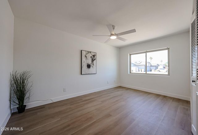5439 W DESERT COVE Avenue, Glendale, AZ 85304