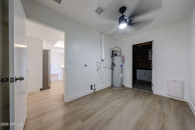 5439 W DESERT COVE Avenue, Glendale, AZ 85304