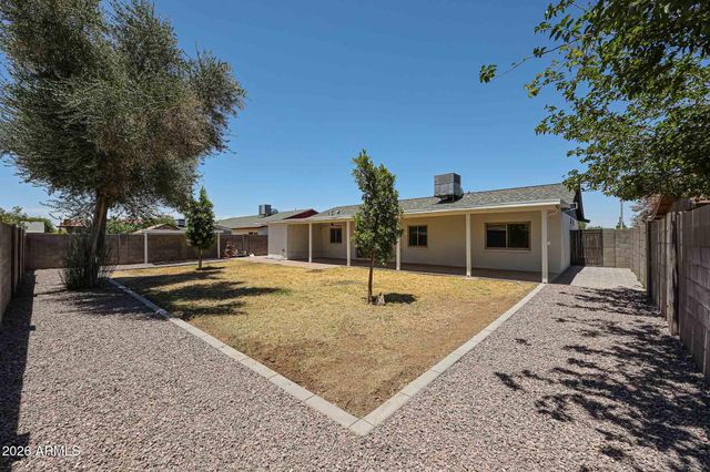 5439 W DESERT COVE Avenue, Glendale, AZ 85304