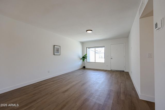 5439 W DESERT COVE Avenue, Glendale, AZ 85304