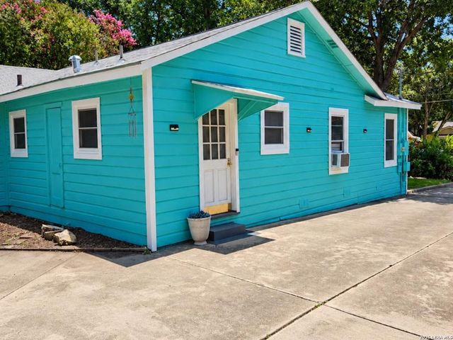 219 N Argo Ave, San Antonio, TX 78209