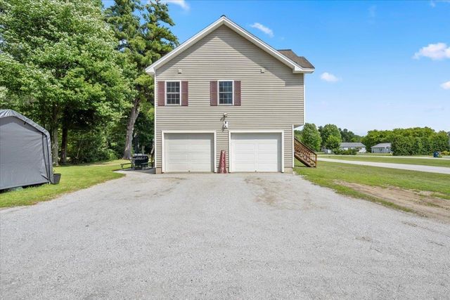 123 Meadow Lane, Highgate, VT 05459