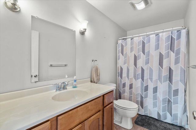 123 Meadow Lane, Highgate, VT 05459