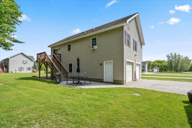 123 Meadow Lane, Highgate, VT 05459