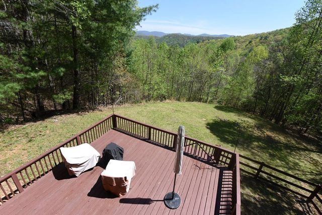 156 Flat Rock Spur, Blairsville, GA 30512