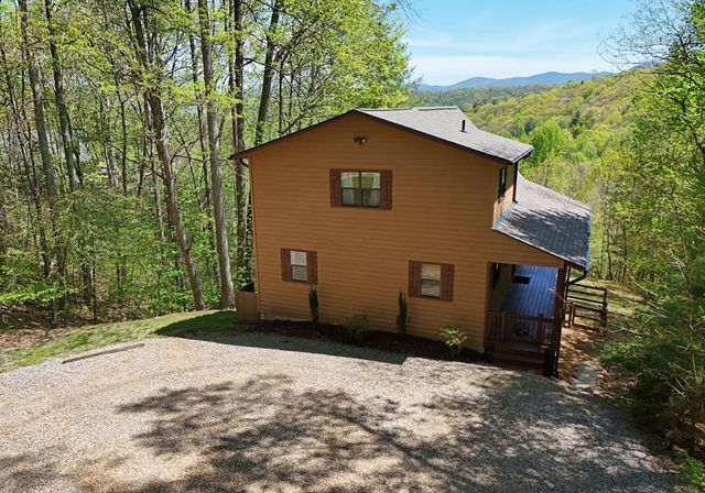 156 Flat Rock Spur, Blairsville, GA 30512