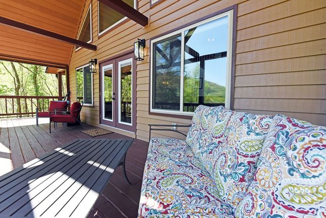 156 Flat Rock Spur, Blairsville, GA 30512