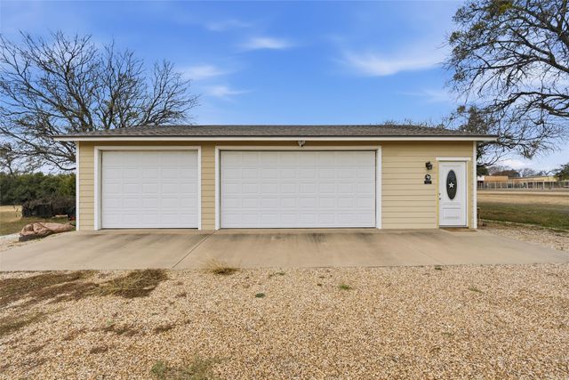 312 N Houston Street, Lorena, TX 76655
