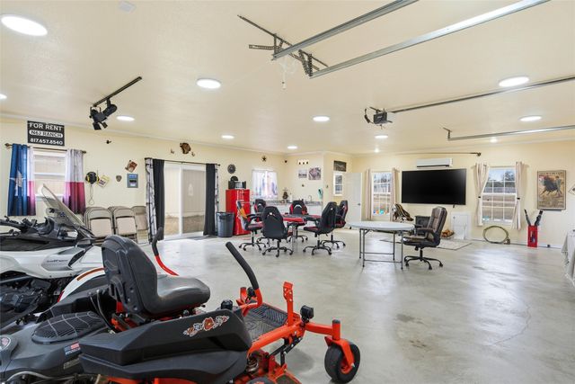 312 N Houston Street, Lorena, TX 76655