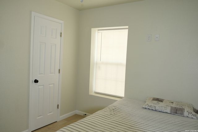 815 BRADY BLVD, San Antonio, TX 78207