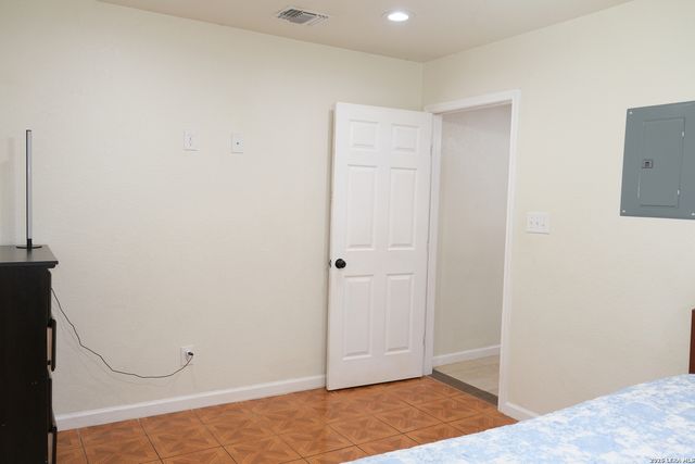 815 BRADY BLVD, San Antonio, TX 78207