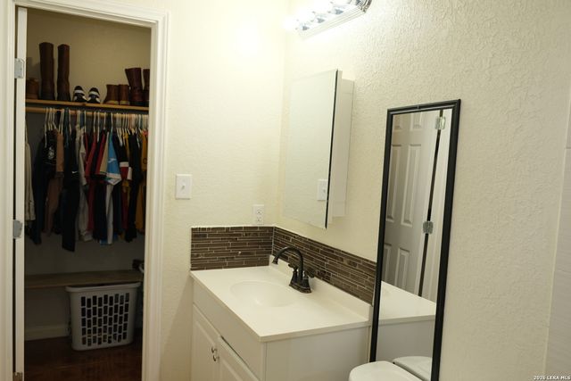 815 BRADY BLVD, San Antonio, TX 78207