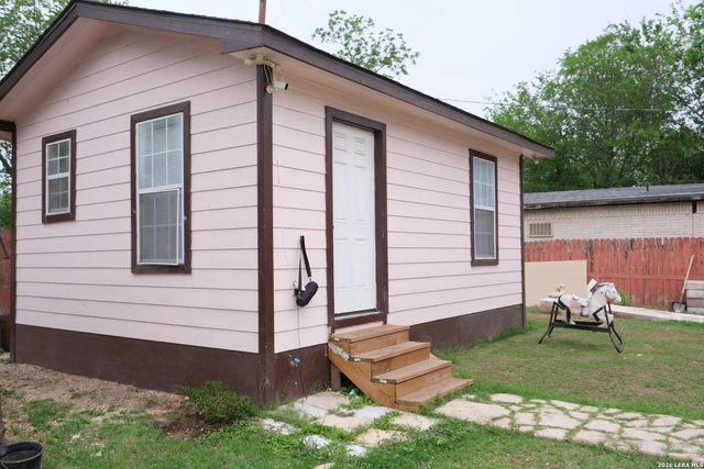 815 BRADY BLVD, San Antonio, TX 78207